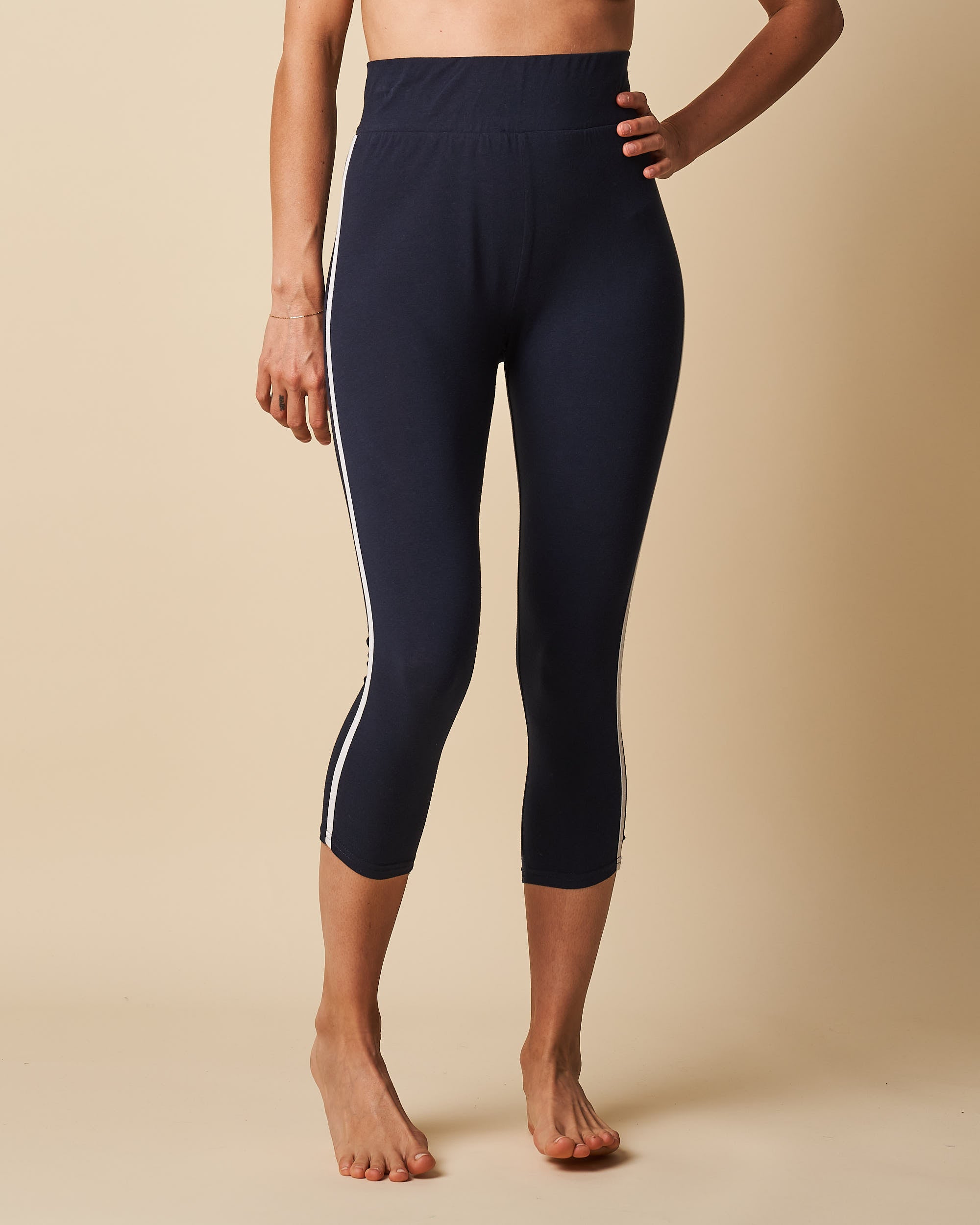 7/8 LEGGINGS W/ SIDE STRIPE