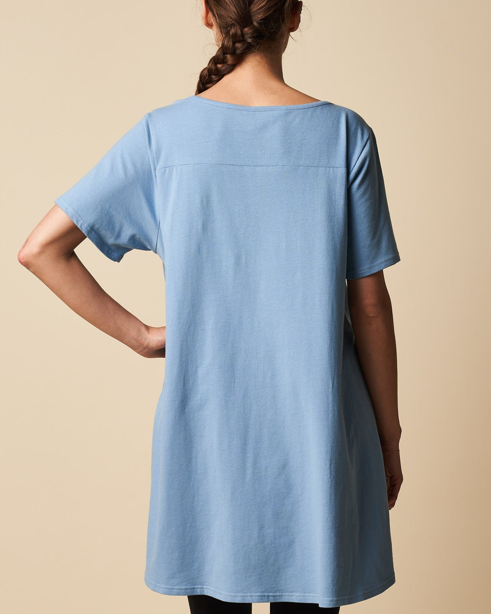 Hi- Lo Scoop Neck Tunic Top