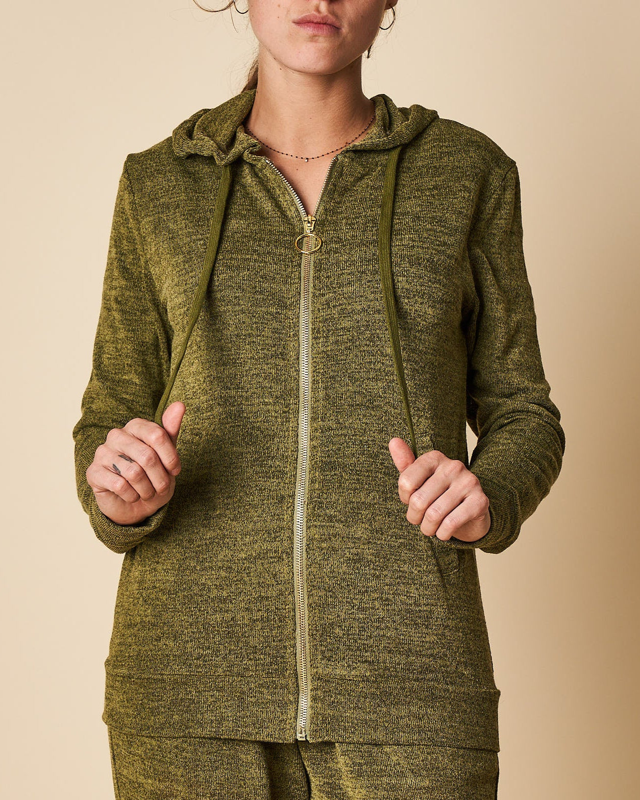 HOODIE JACKET W/ POCKETS