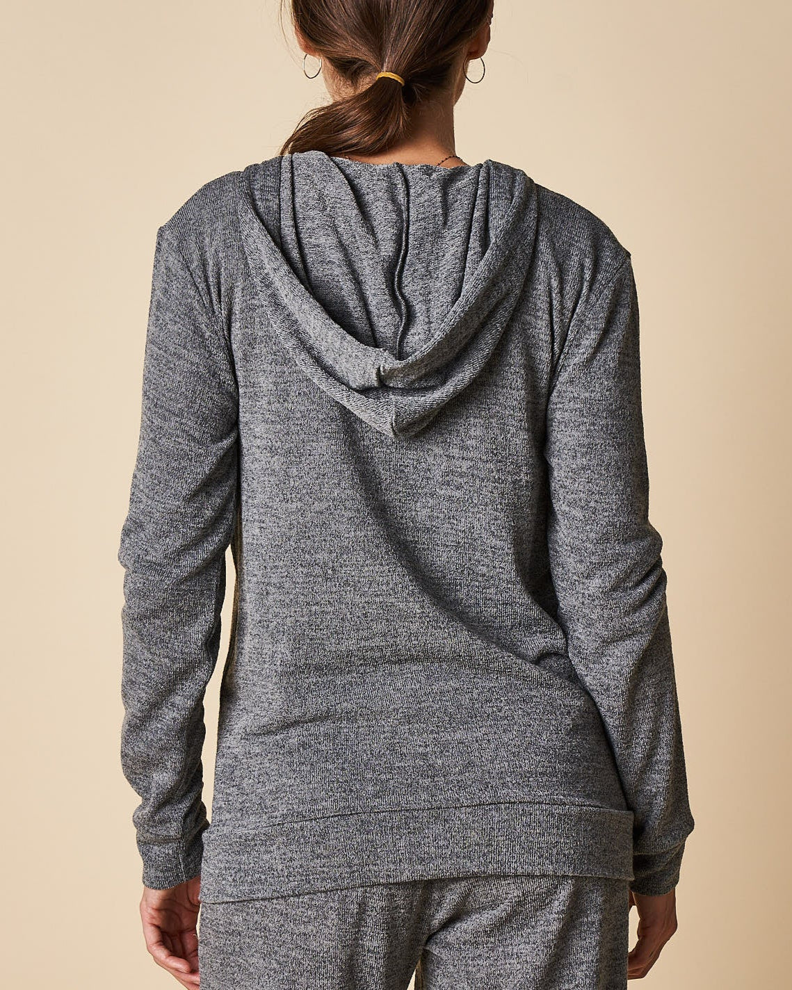 HOODIE JACKET W/ POCKETS