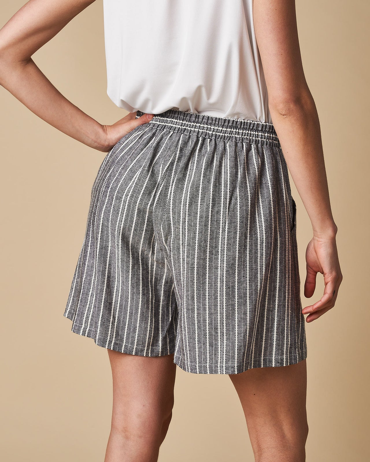 Tie Front Elastic Back Short