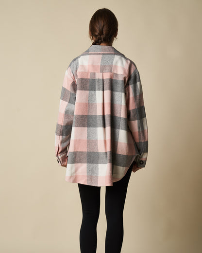 CHECKED SHACKET